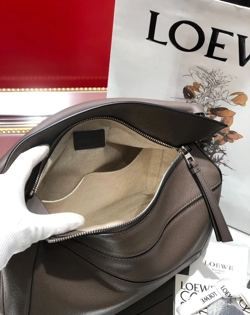 LOEWE Taupe Leather Puzzle Shoulder Bag - Image 9