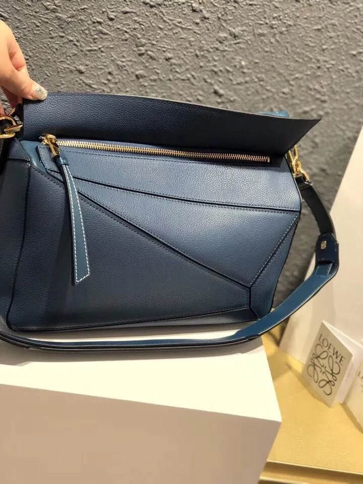 LOEWE Dark Blue Leather Shoulder Handbag - Image 7