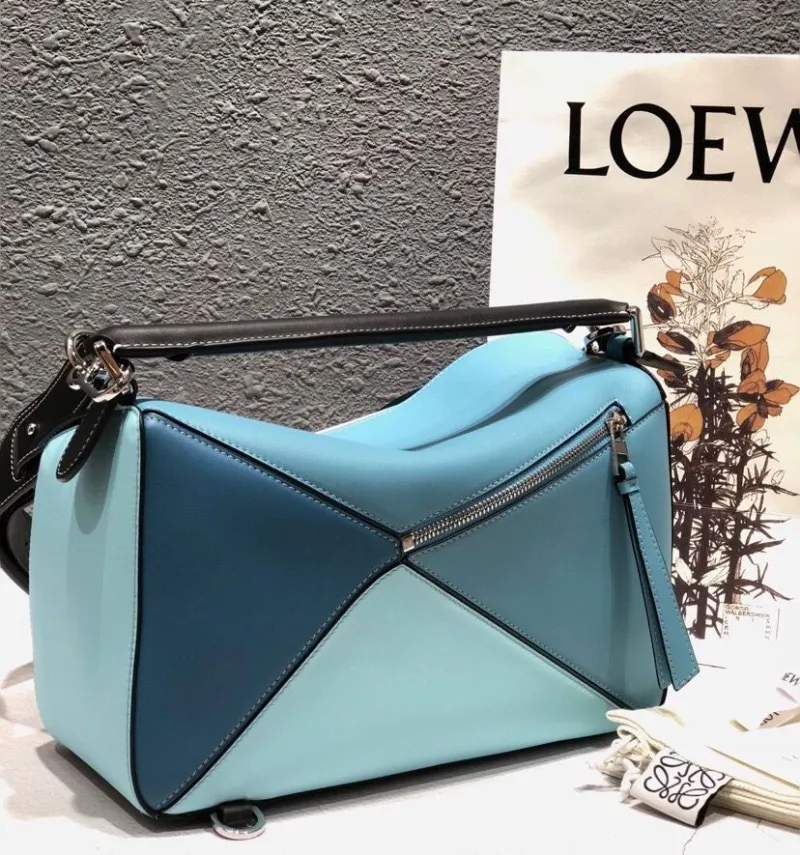 LOEWE Light Blue Puzzle Shoulder Bag - Image 4