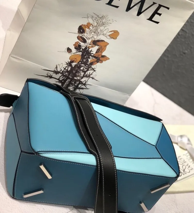 LOEWE Light Blue Puzzle Shoulder Bag - Image 7
