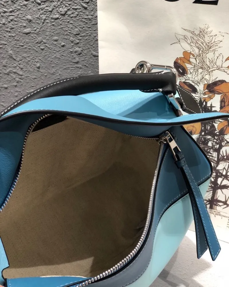 LOEWE Light Blue Puzzle Shoulder Bag - Image 8