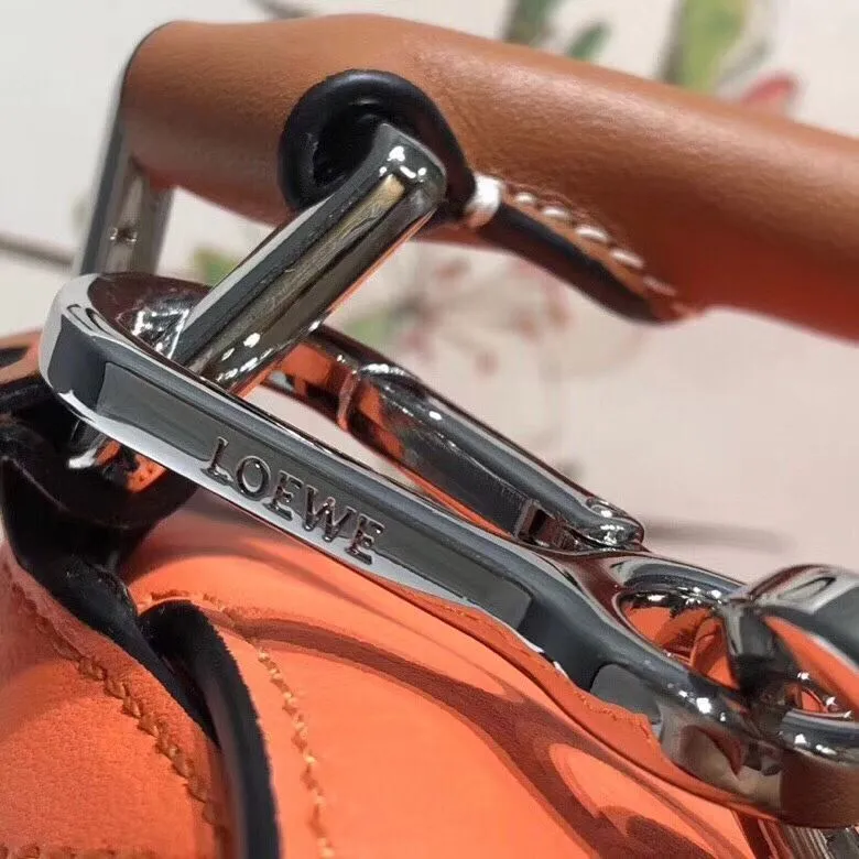 LOEWE Orange Puzzle Leather Shoulder Bag - Image 5