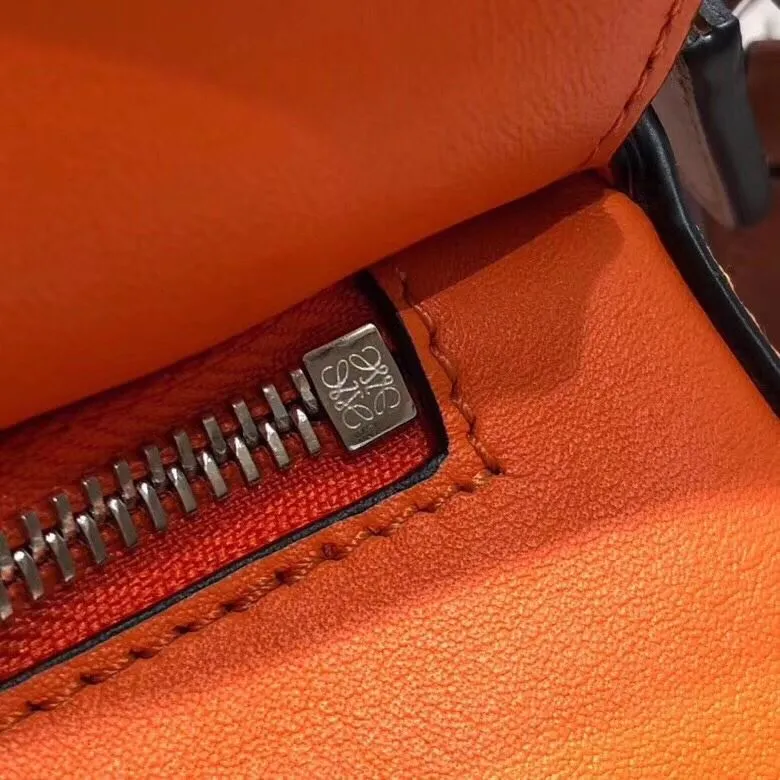 LOEWE Orange Puzzle Leather Shoulder Bag - Image 6