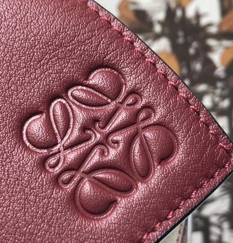 LOEWE Puzzle Two-Tone Burgundy Cream Leather Handbag - Image 4