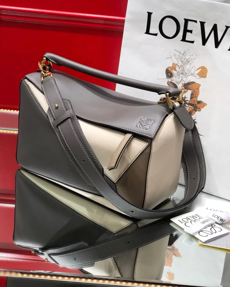 LOEWE Two-Tone Gray Beige Puzzle Handbag - Image 4