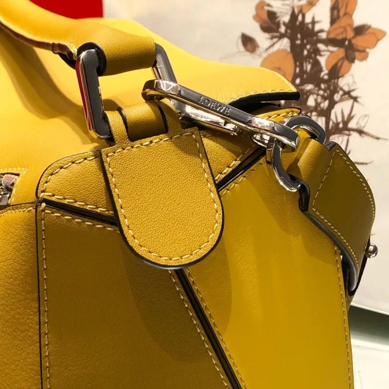 LOEWE Yellow Beige Puzzle Leather Handbag - Image 5