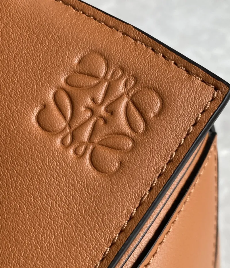 LOEWE Tan Puzzle Shoulder Bag 66 - Image 3