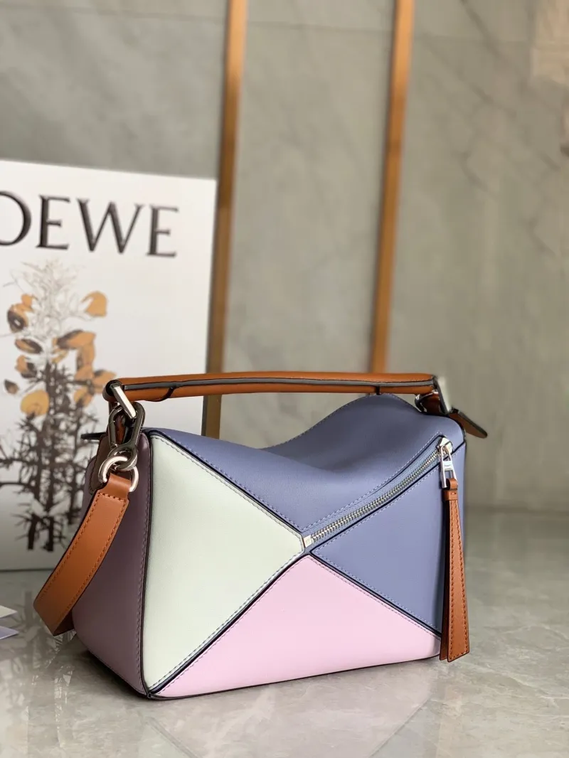 Loewe Puzzle Multicolor Leather Shoulder Bag - Image 4