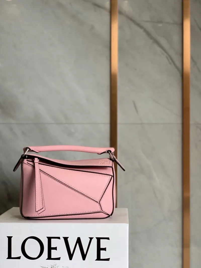 LOEWE Pink Puzzle Small Leather Handbag - Image 7