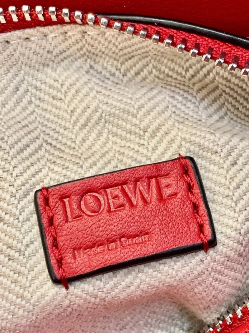 LOEWE Red Leather Puzzle Handbag - Image 4