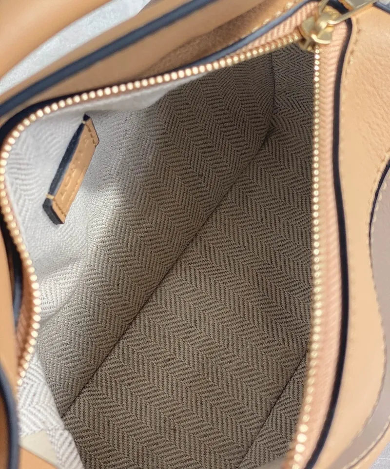 Loewe Tan Puzzle Crossbody Handbag 92 - Image 5