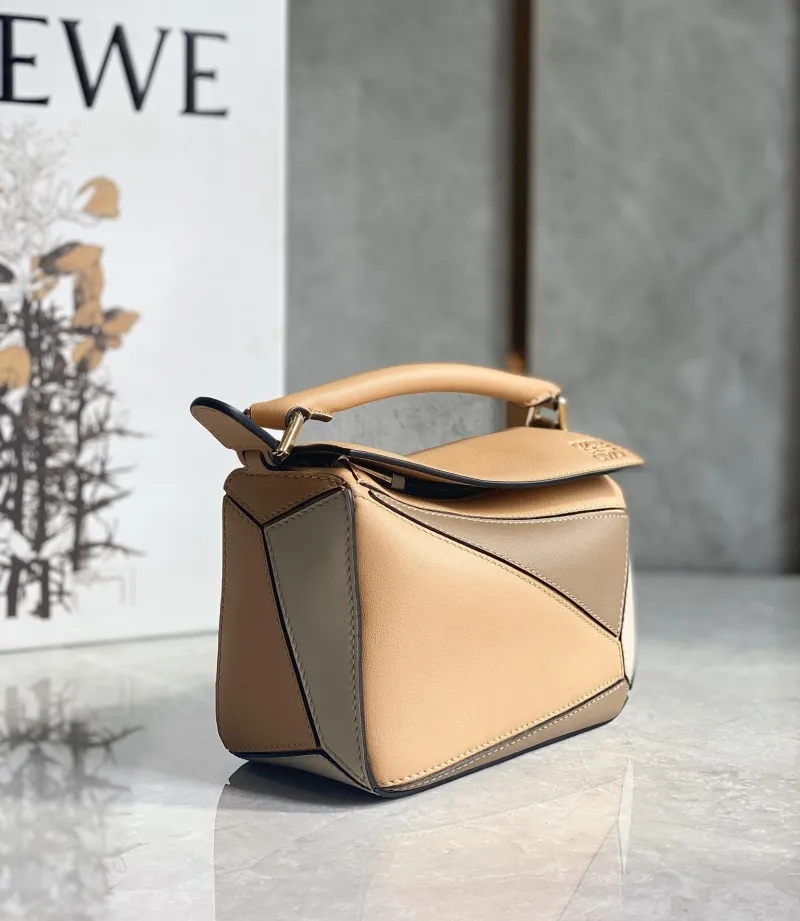 Loewe Tan Puzzle Crossbody Handbag 92 - Image 6