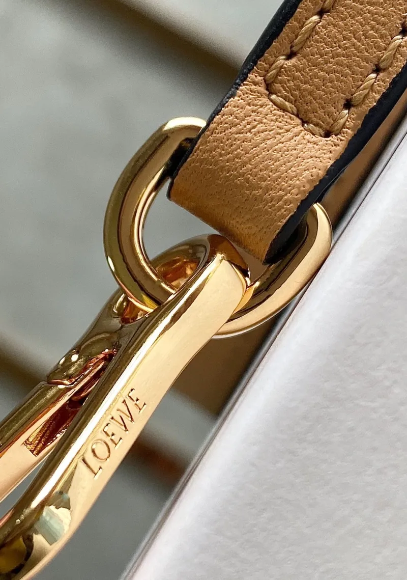 Loewe Tan Puzzle Crossbody Handbag 92 - Image 9