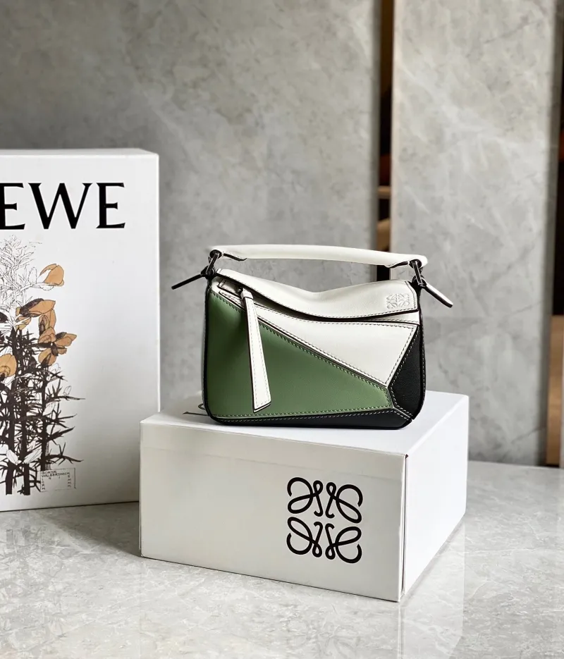 Loewe Handle Bag 95 Green White Black