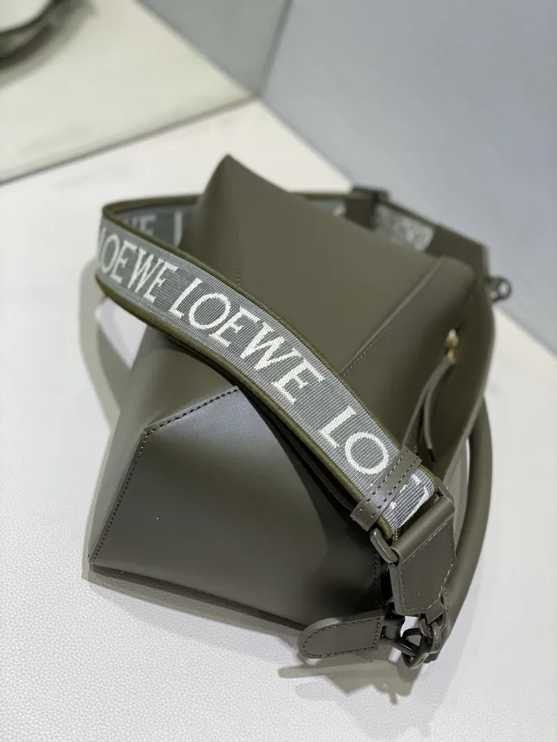 LOEWE Olive Green Puzzle Shoulder Bag 127 - Image 8