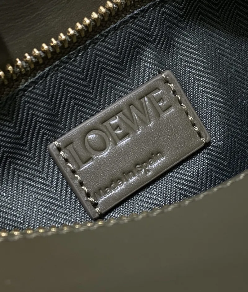 LOEWE Olive Green Puzzle Shoulder Bag 127 - Image 9