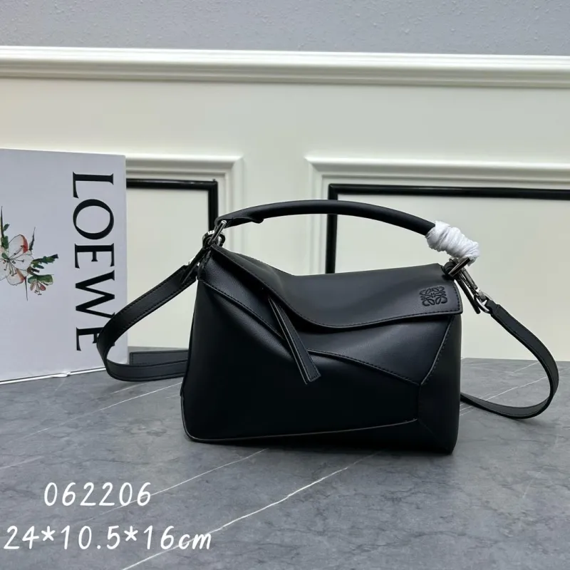 LOEWE Black Crossbody Bag 062206