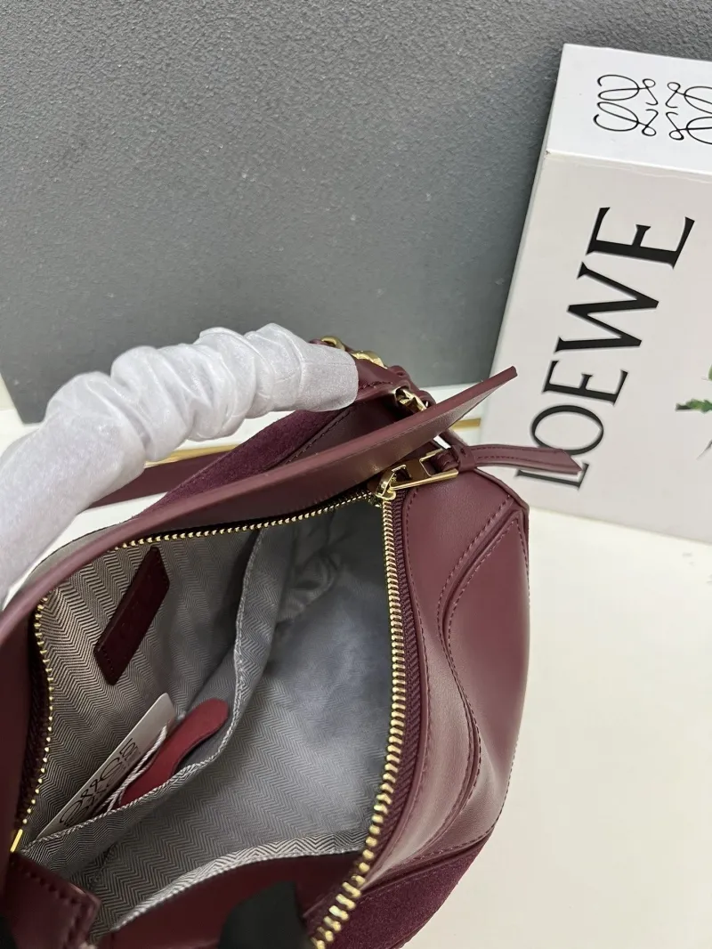 LOEWE 1H8915 Burgundy Leather Handbag 24cm - Image 8