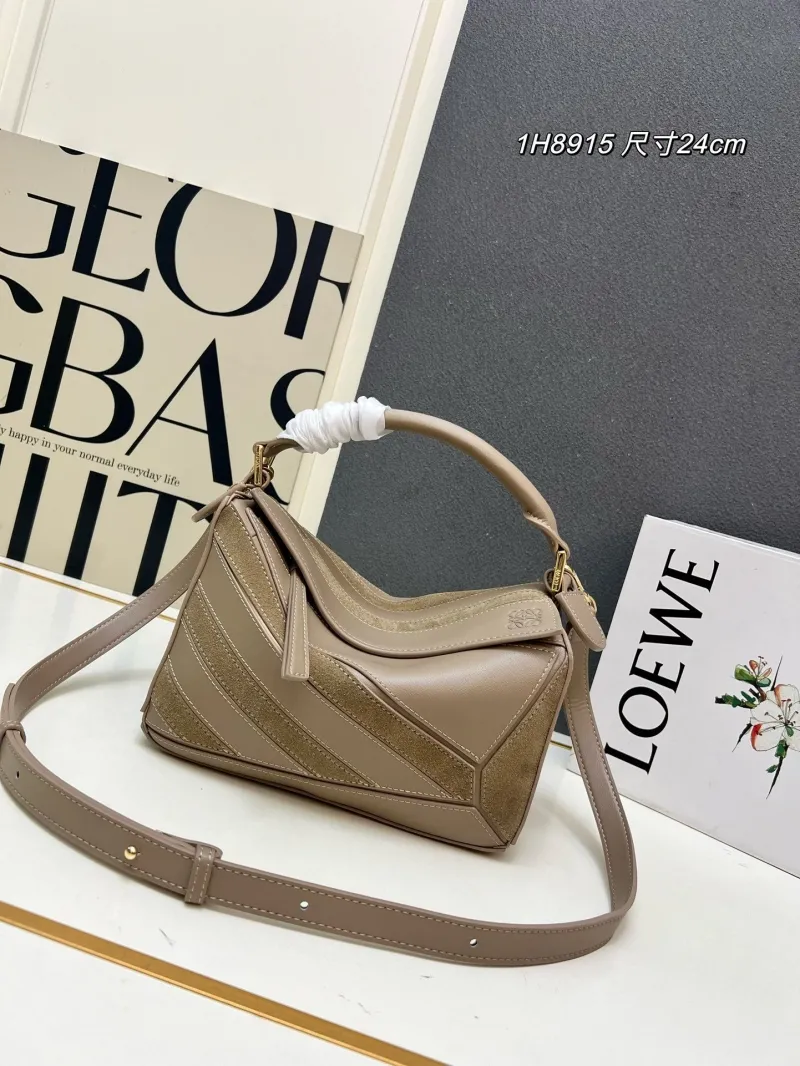LOEWE 1H8915 Taupe Handbag 24cm
