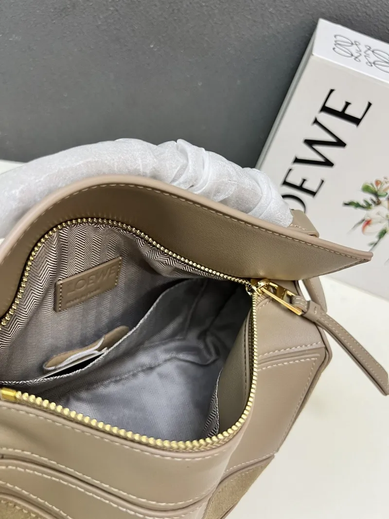 LOEWE 1H8915 Taupe Handbag 24cm - Image 8
