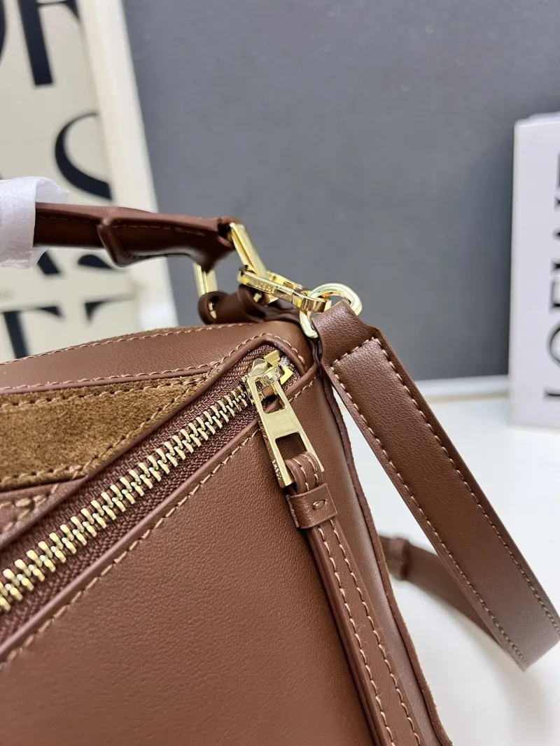 LOEWE 1H8915 Brown Leather Suede Handbag 24cm - Image 6
