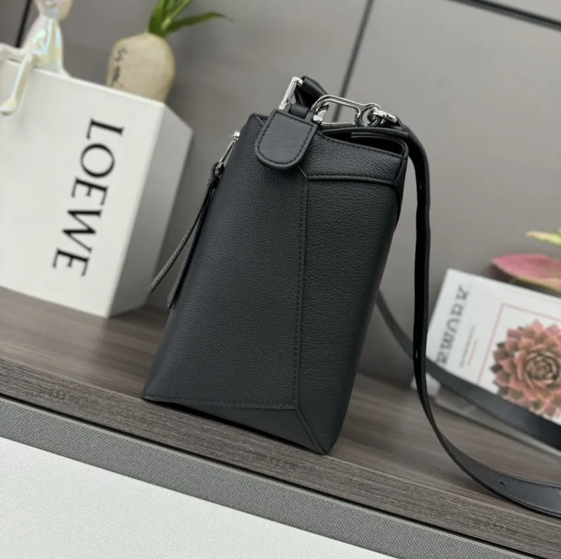 Alternative view of Loewe Black Leather Shoulder Handbag