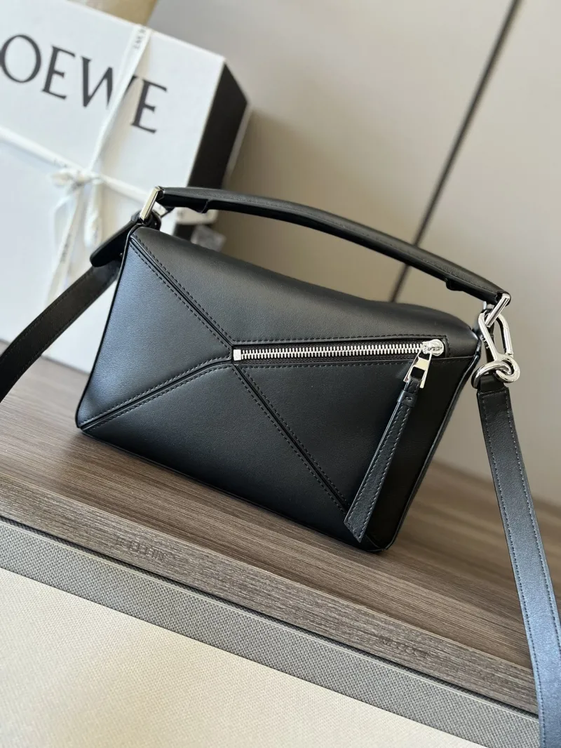 Loewe Black Leather Crossbody Handbag 166 - Image 3