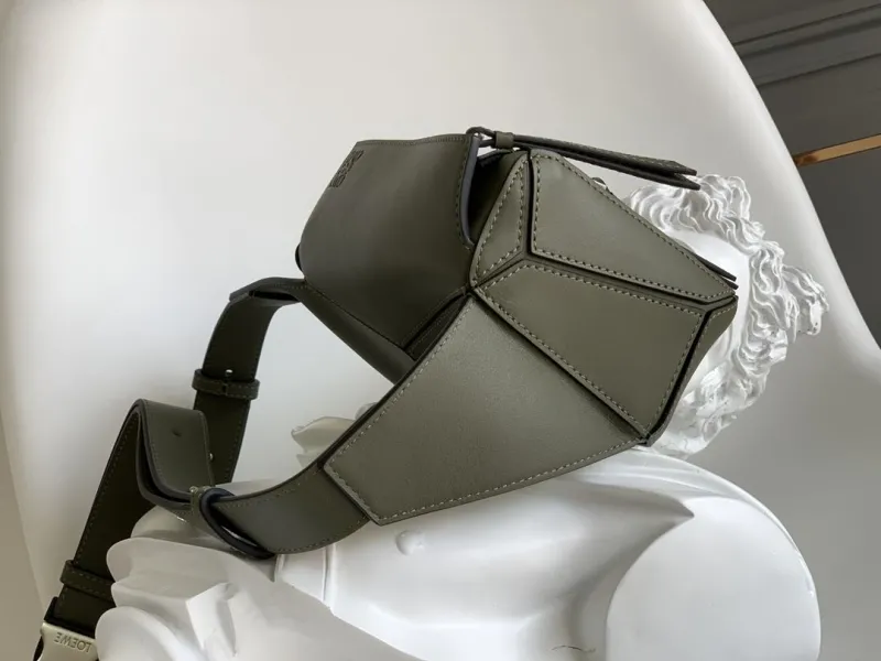 Alternative view of Loewe Handle Bags-171