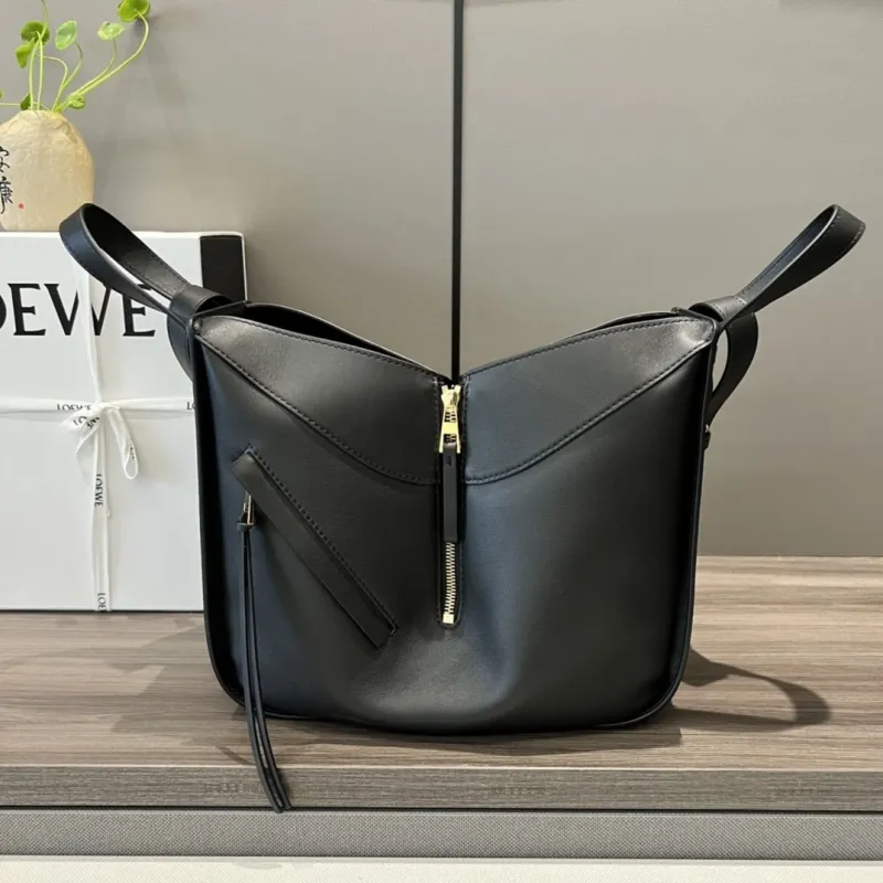 Alternative view of Loewe Handle Bags-177