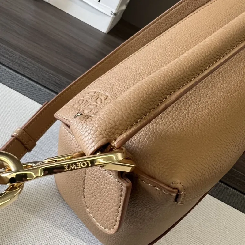 LOEWE Tan Leather Crossbody Handbag 179 - Image 7