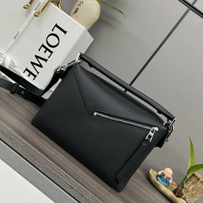 Loewe Black Leather Crossbody Handbag - Image 3