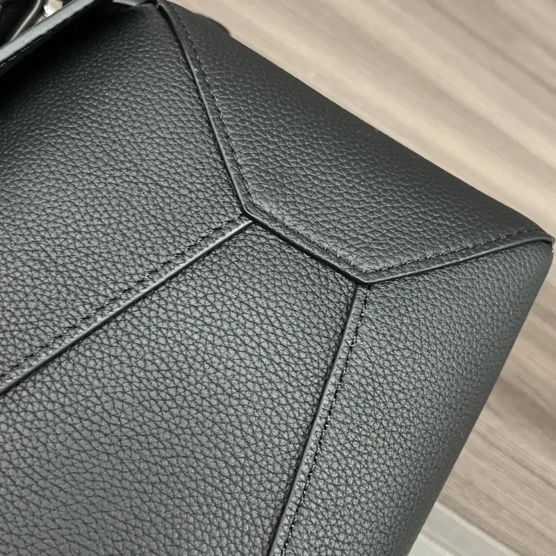 Loewe Black Leather Crossbody Handbag - Image 6