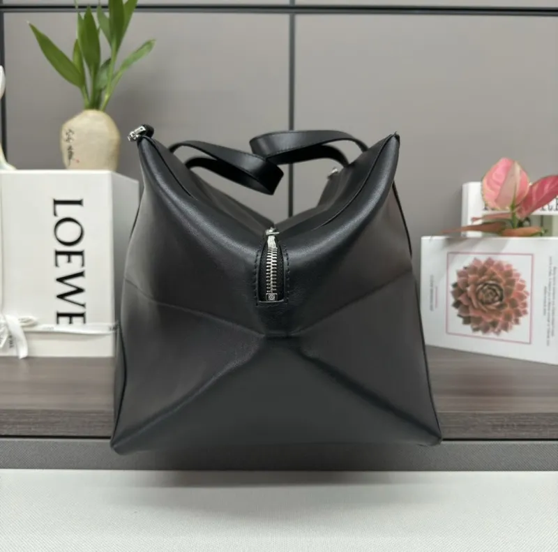 Alternative view of Loewe Handle Bags-181