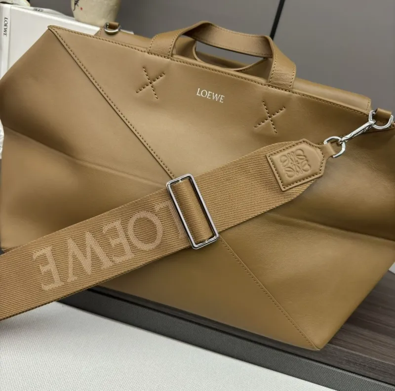 LOEWE Tan Leather Tote Bag - Image 6