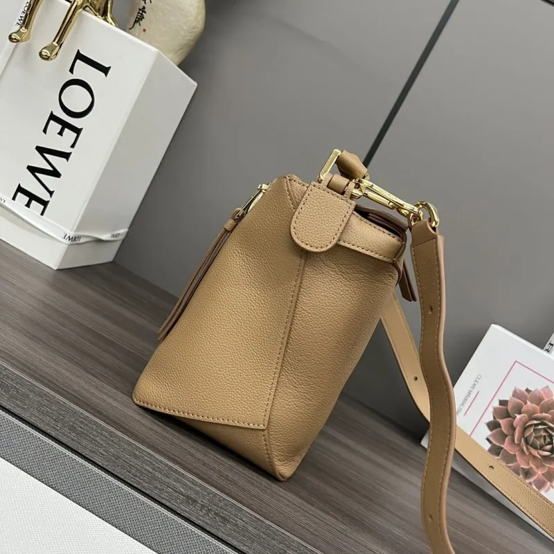 Alternative view of Loewe Handle Bags-185