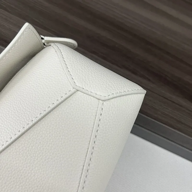 Loewe White Small Crossbody Handle Bag 193 - Image 7