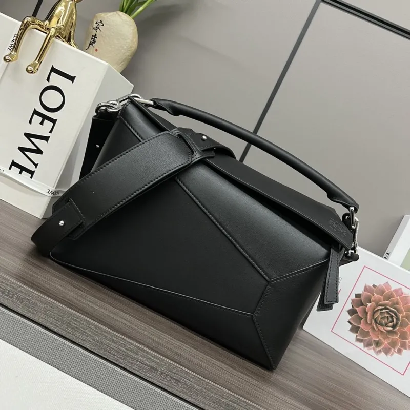 Loewe Black Leather Handle Bag 207
