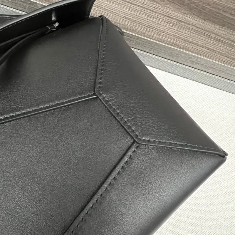 Loewe Black Leather Handle Bag 207 - Image 6