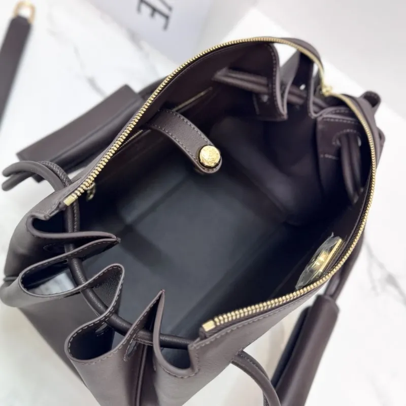 LOEWE Dark Brown Handbag 220 - Image 7