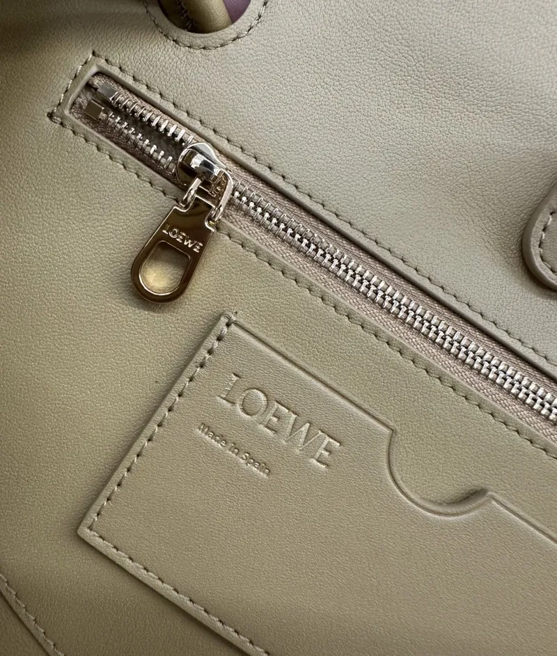 LOEWE Yellow Leather Handbag Model 226 - Image 9
