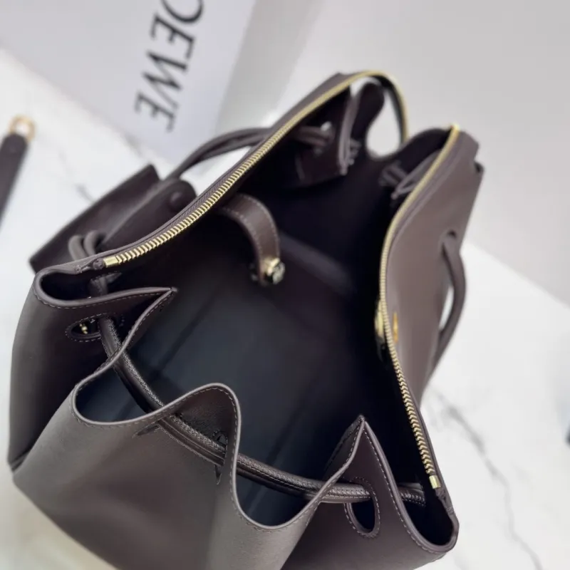 LOEWE Dark Brown Leather Handle Handbag 230 - Image 8