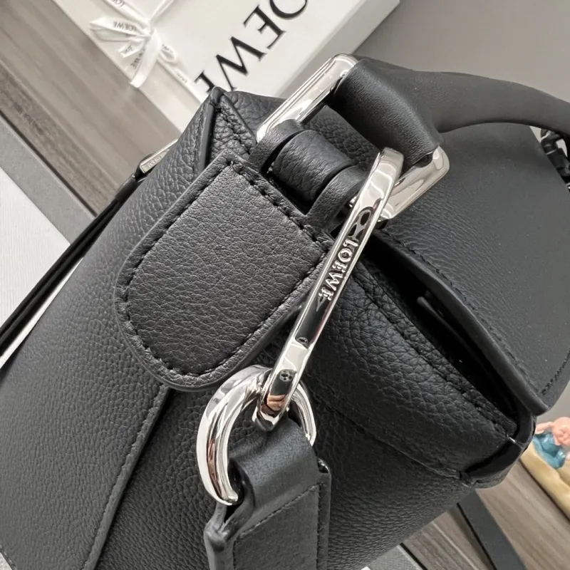 Loewe Black Leather Crossbody Handbag 246 - Image 7