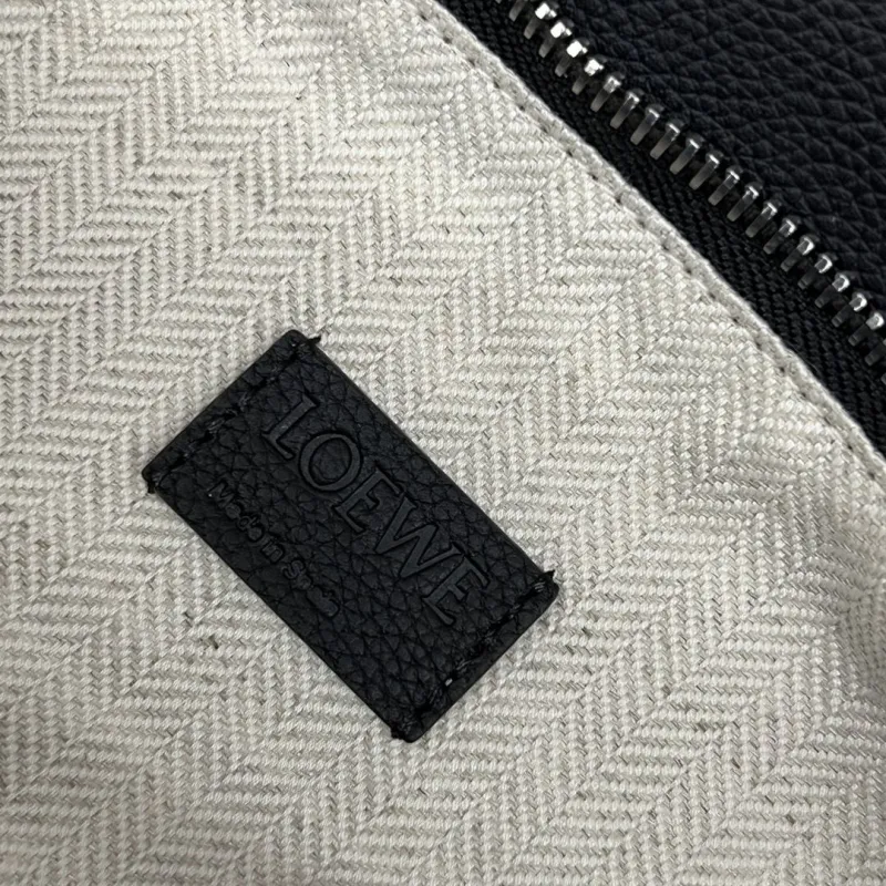 Loewe Black Leather Crossbody Handbag 246 - Image 9