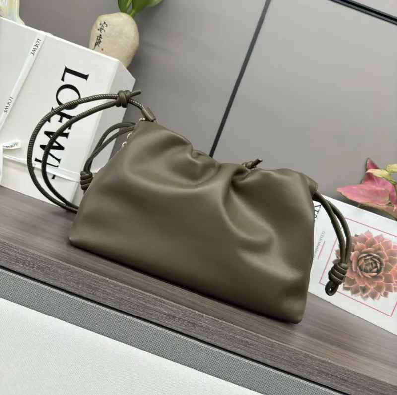 LOEWE Olive Leather Drawstring Shoulder Bag - Image 3