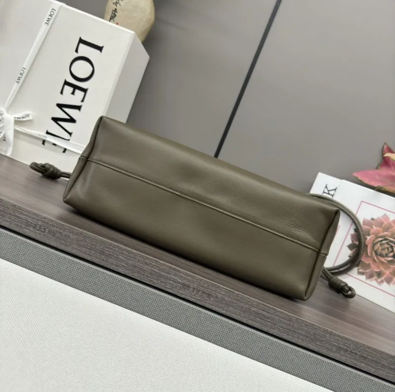LOEWE Olive Leather Drawstring Shoulder Bag - Image 4