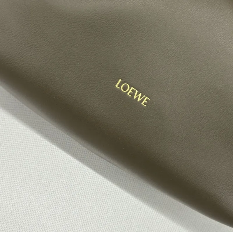 LOEWE Olive Leather Drawstring Shoulder Bag - Image 5