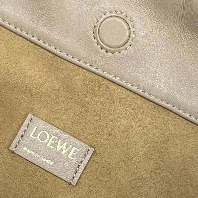 LOEWE Beige Drawstring Chain Pouch Bag 261 - Image 9