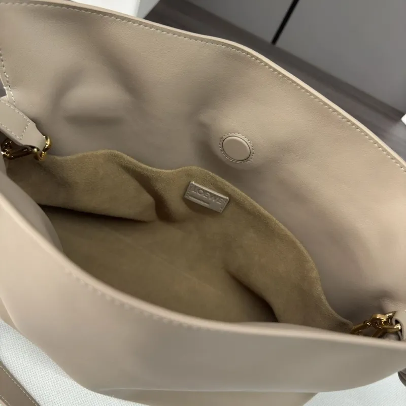 Loewe Beige Leather Crossbody Bag - Image 8