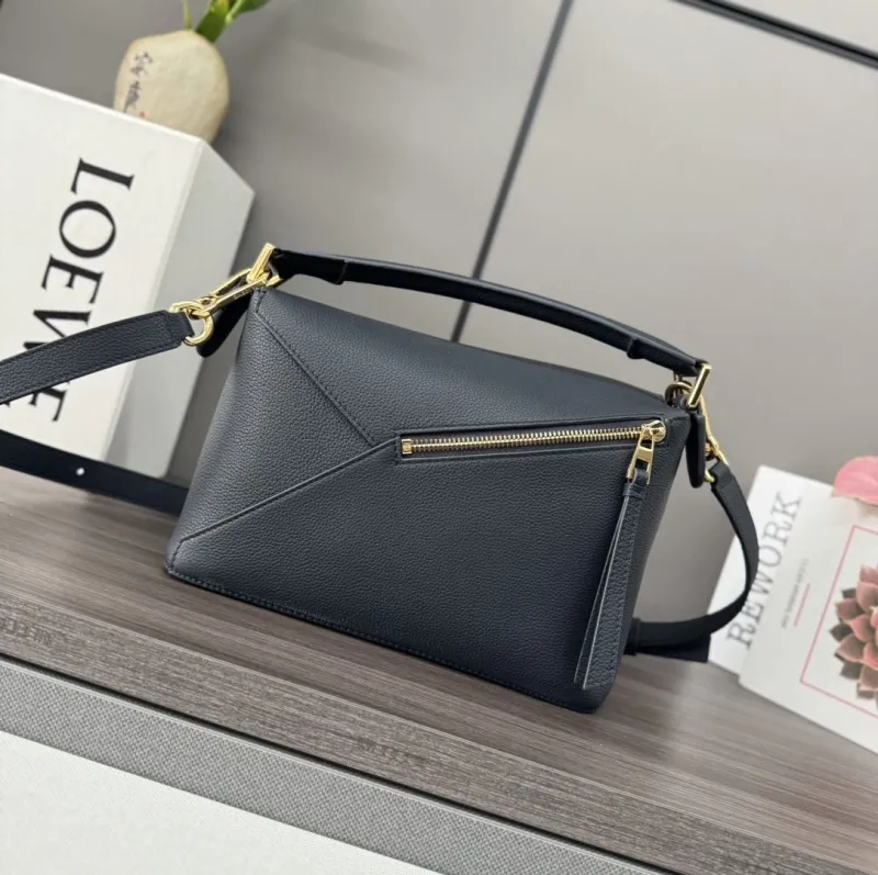 LOEWE Black Handle Bag 265 - Image 3