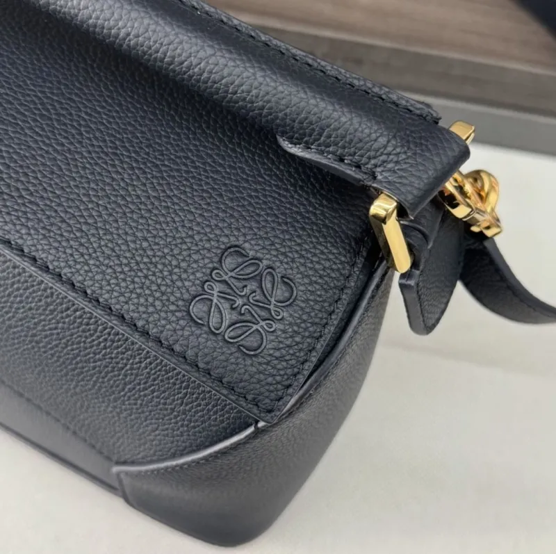 LOEWE Black Handle Bag 265 - Image 7